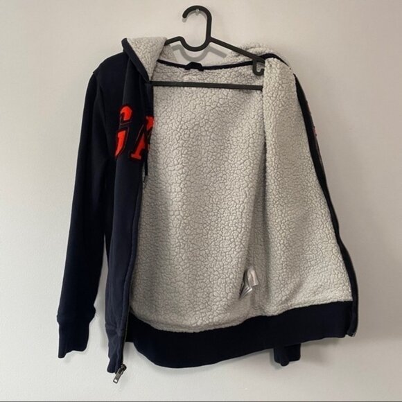 Gap Hoodie - Picture 2 of 4